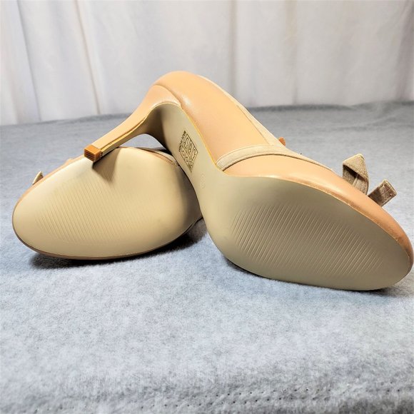 * So Me Nude Pump With A Bow On Vamp & 3 1/2 Inch Heel - Picture 7 of 8
